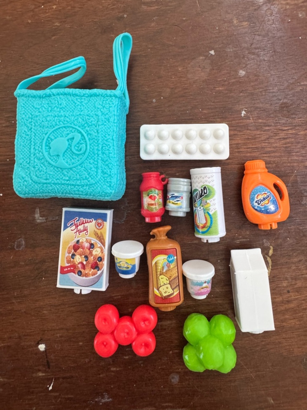 Barbie Teal Tote with Mini Play Grocery Accessories fruit milk eggs cereal